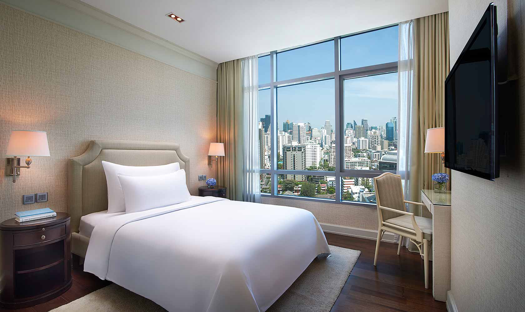 Second bedroom in Three Bedroom Suite - Oriental Residence Bangkok