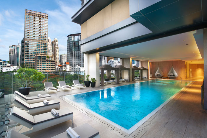 Swimming pool - Oriental Residence Bangkok